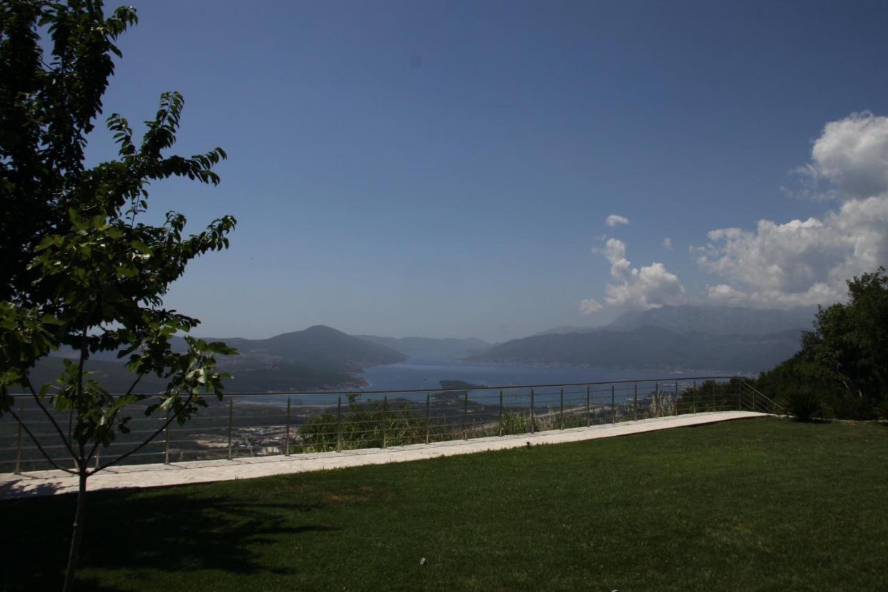Villa Eagle Eye Montenegro コトル エクステリア 写真